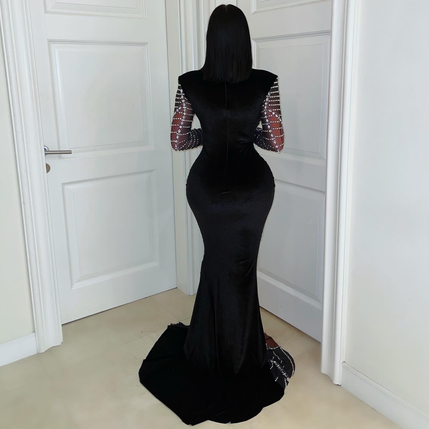 Veza velvet crystal gown (Black/brown)