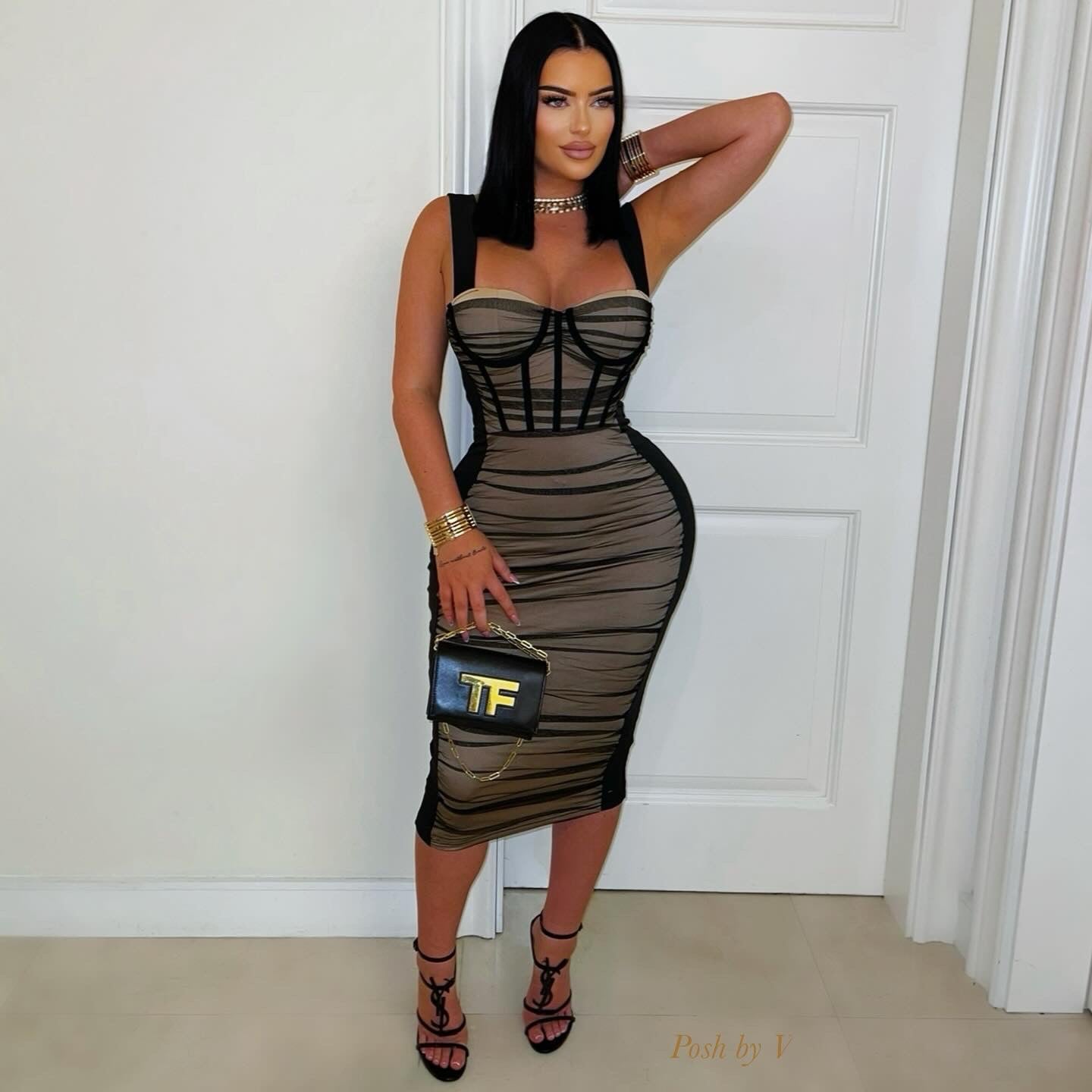 Valor ruched corset dress (Black/nude)