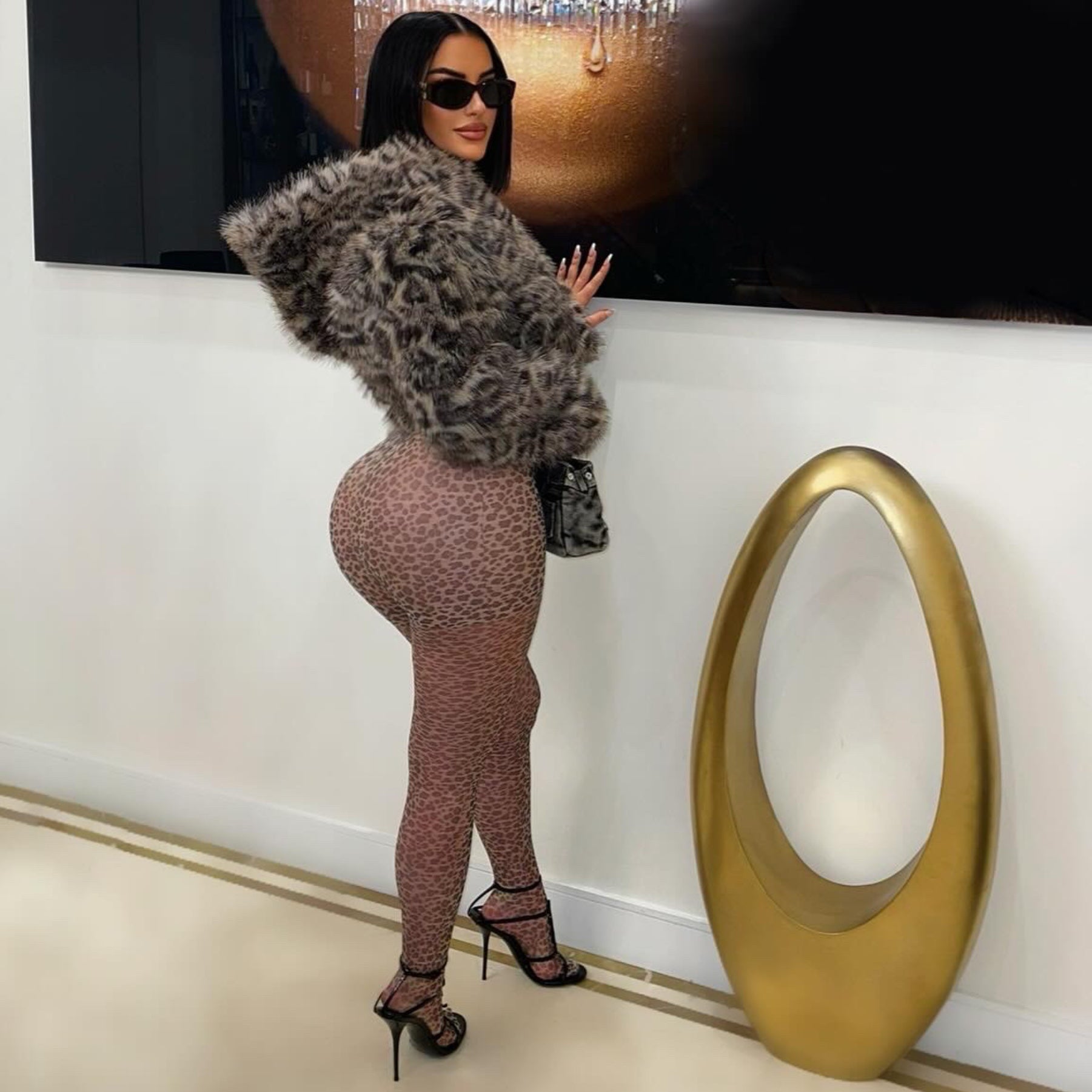 Ash leopard fur jacket (Black/nude)