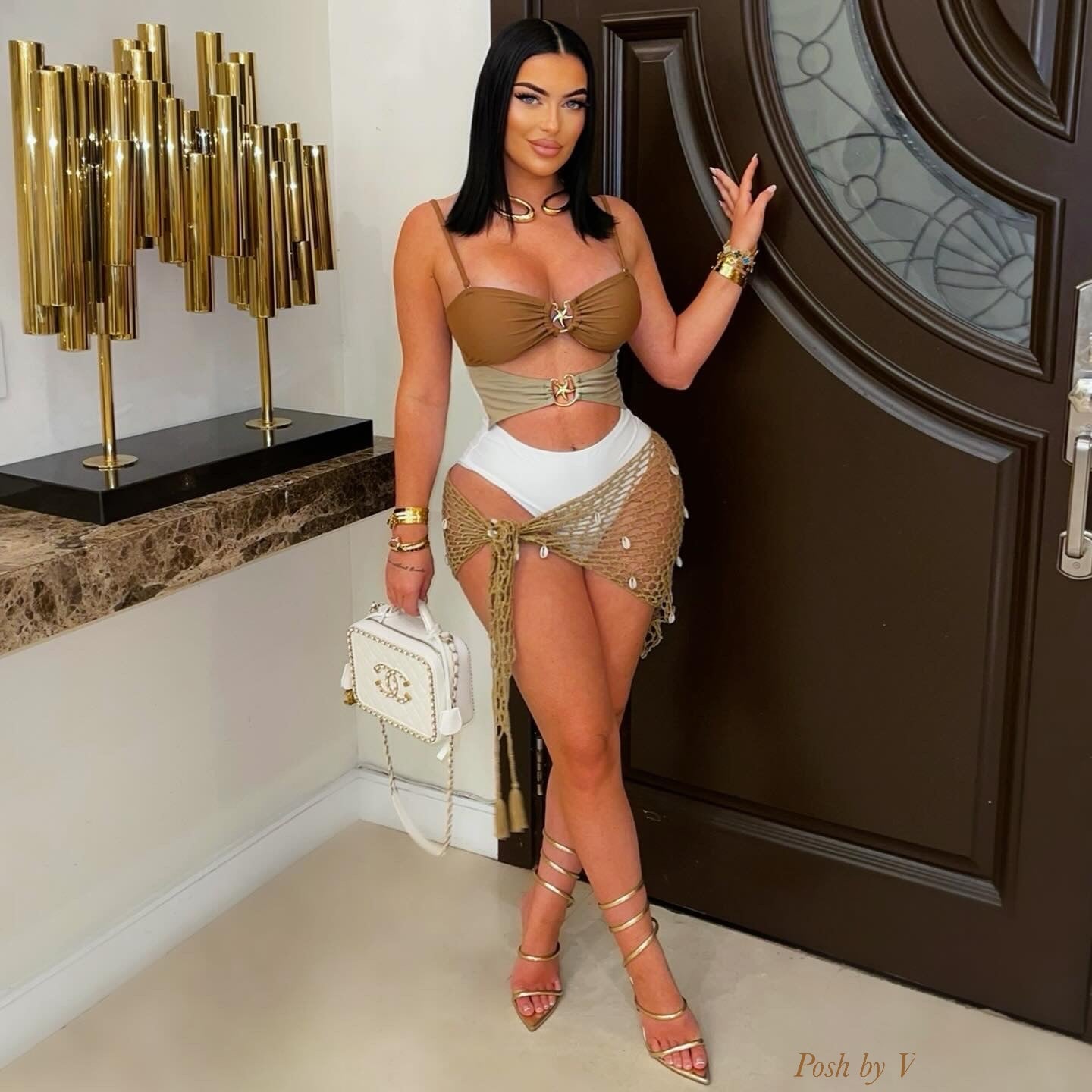 Sea shell crochet wrap (Mocha)