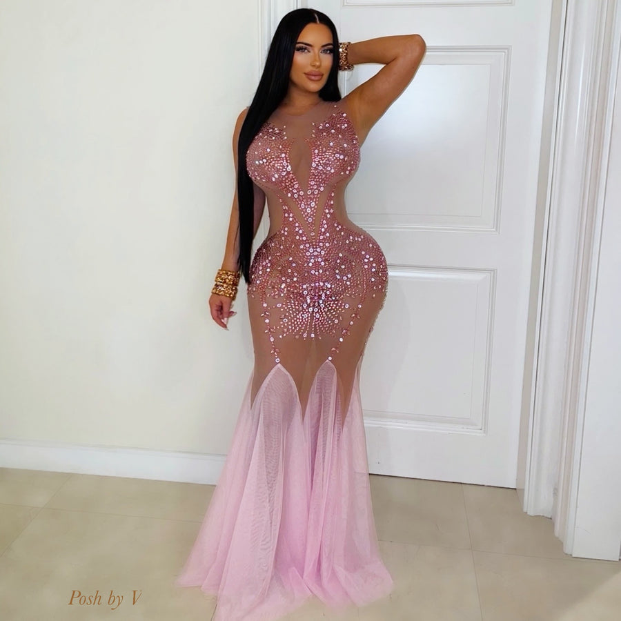 Lora crystal gown w/cape (Pink)