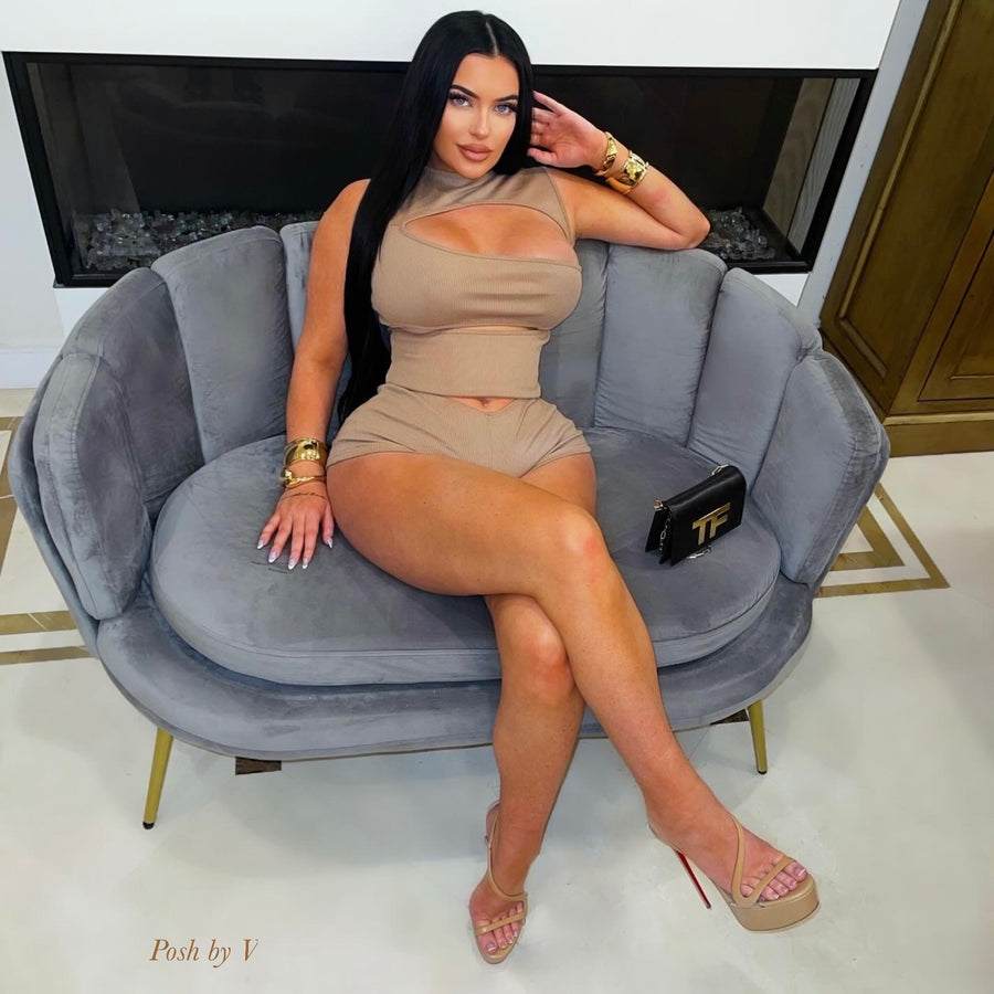 Cera slit shorts set (Nude)