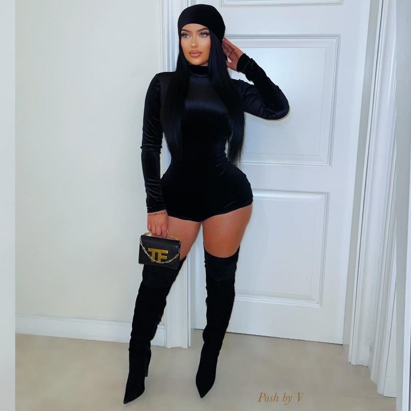 Reah velvet romper w/headpiece (Black)