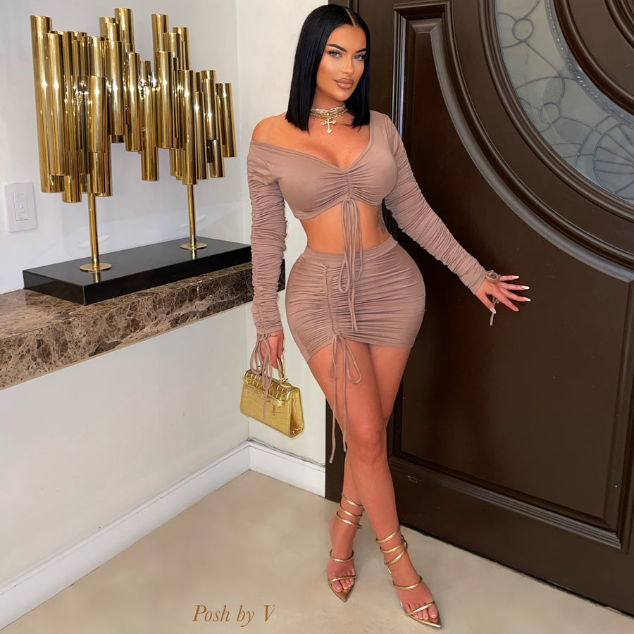 Lyla ruched skirt set (Mocha)